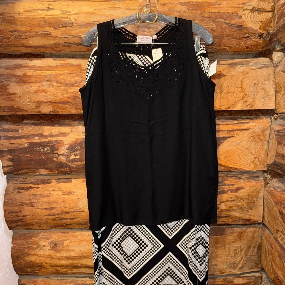 🖤Beautiful Handmade Balinese Lace L Island Living Top